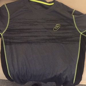 Asics large shirt